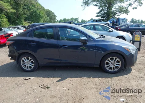 2017 Toyota Yaris Ia z USA, uszkodzony, nr VIN 3MYDLBYVXHY184600